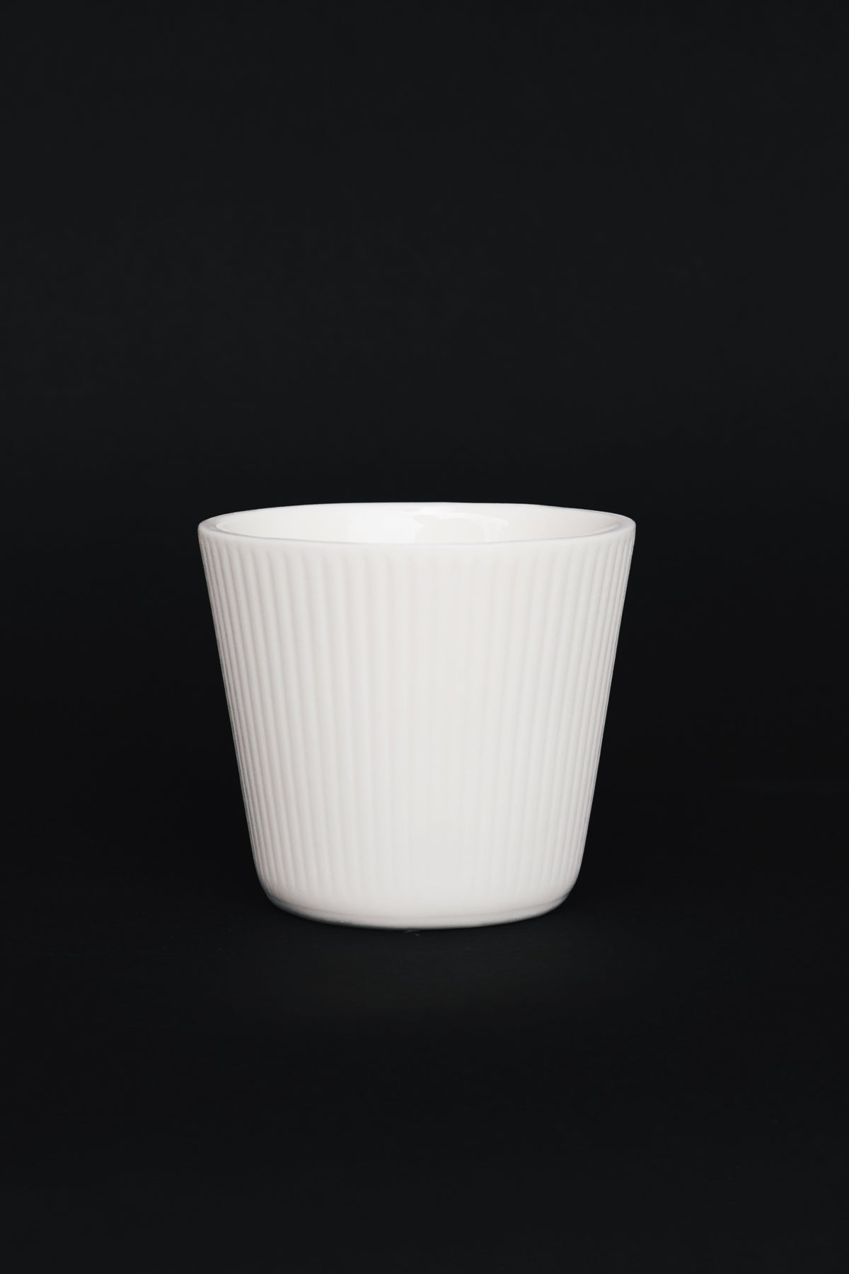 HAKU - czarka do espresso z porcelany Parian