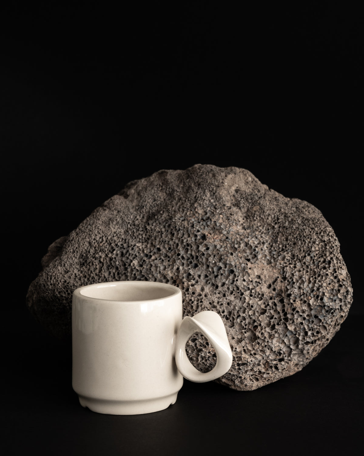Kubek Dotyk | Ręcznie wykonany kubek ceramiczny
