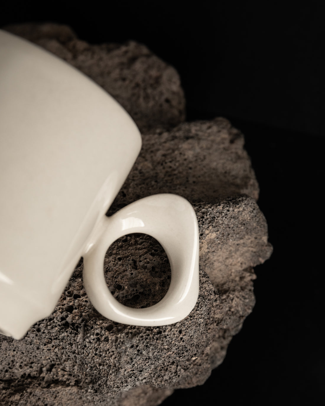 Kubek Dotyk | Ręcznie wykonany kubek ceramiczny