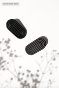Anni Echo Black – kolczyki z porcelany Parian