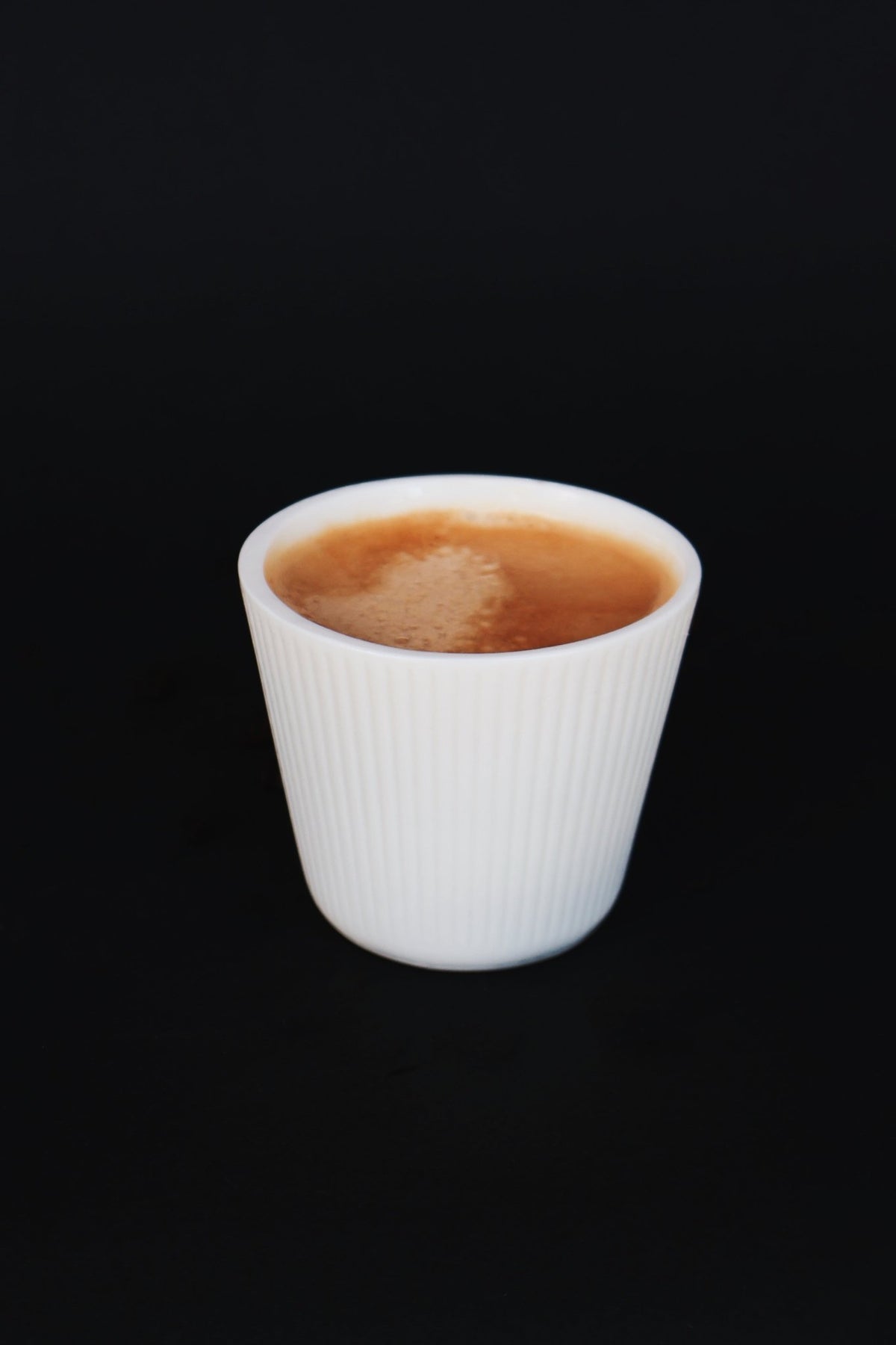 HAKU - czarka do espresso z porcelany Parian