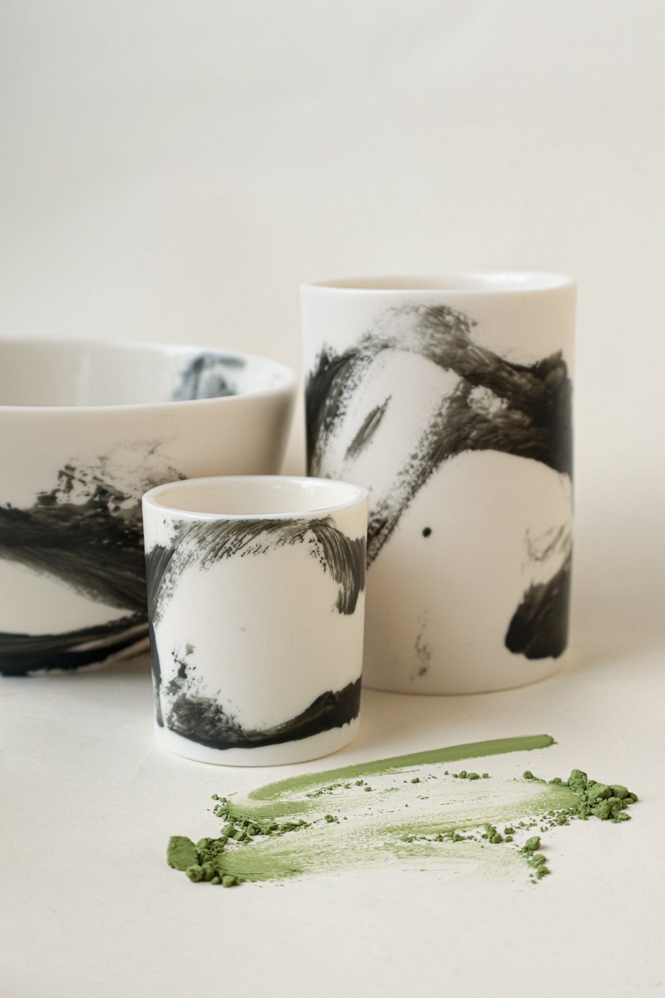 Kubeczek do espresso DaDa – ręcznie malowana porcelana Parian