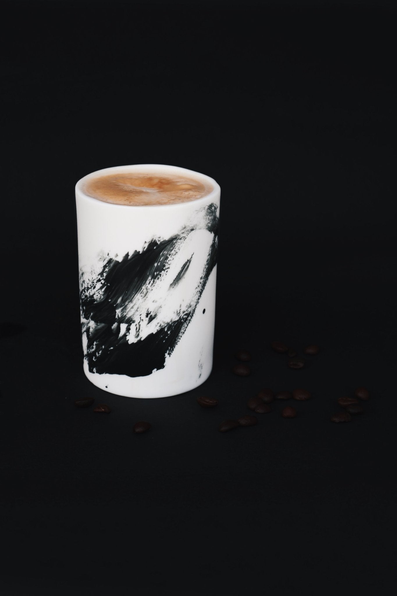 Outlet Kubek DaDa Tall - porcelana ręcznie malowana
