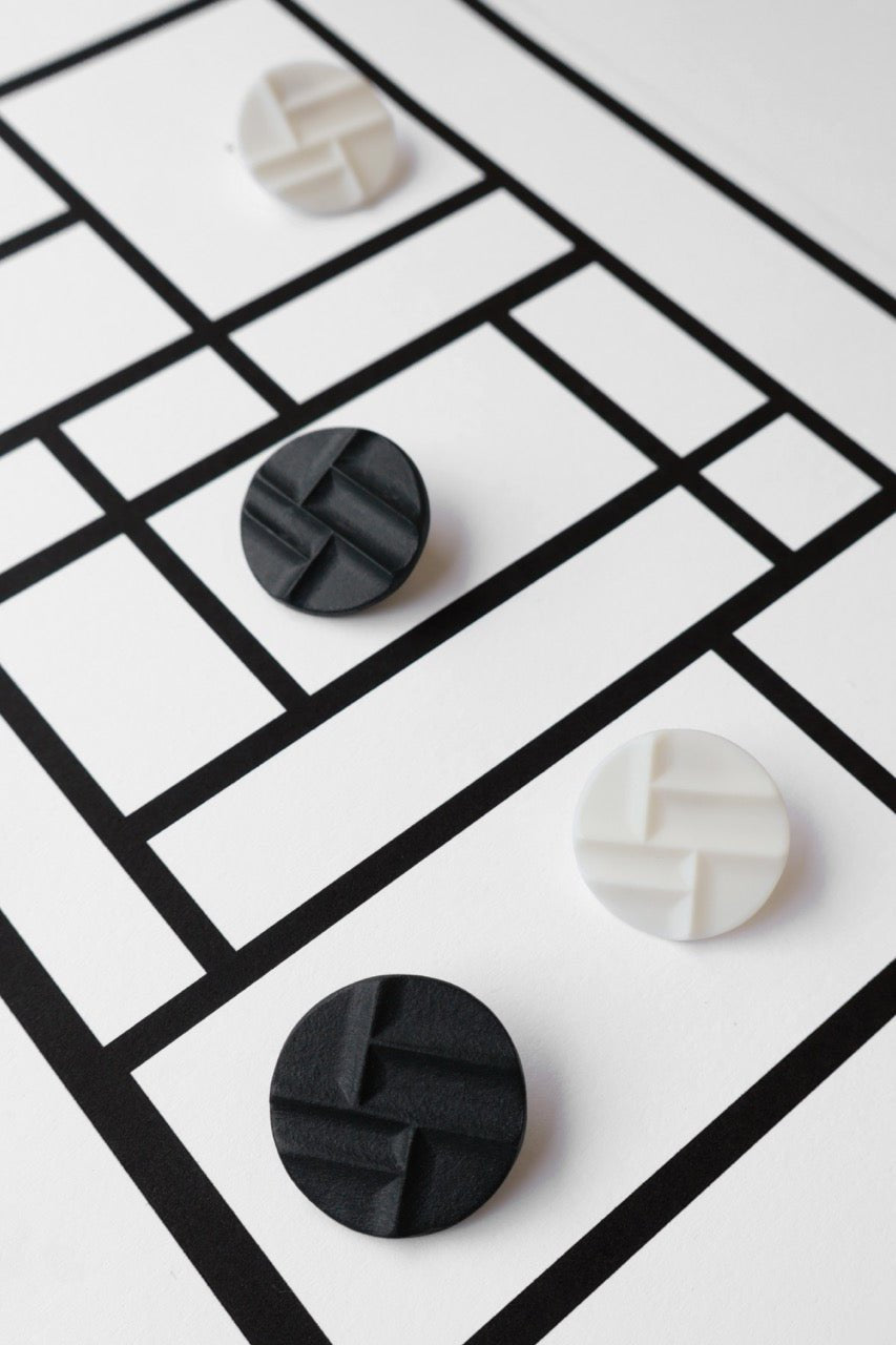 Mondrian Black – kolczyki z porcelany Parian