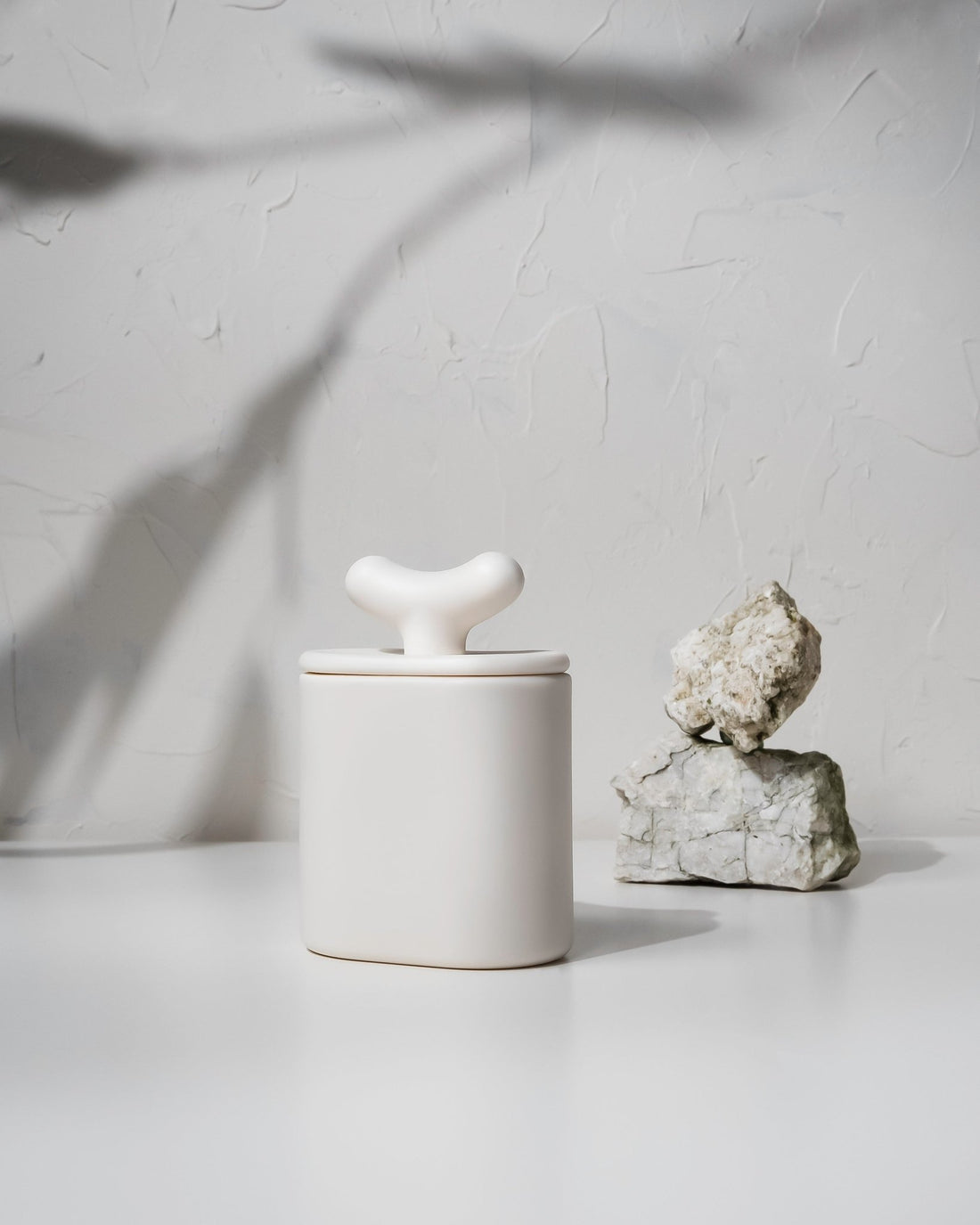 Akebia - pojemnik z porcelany Parian