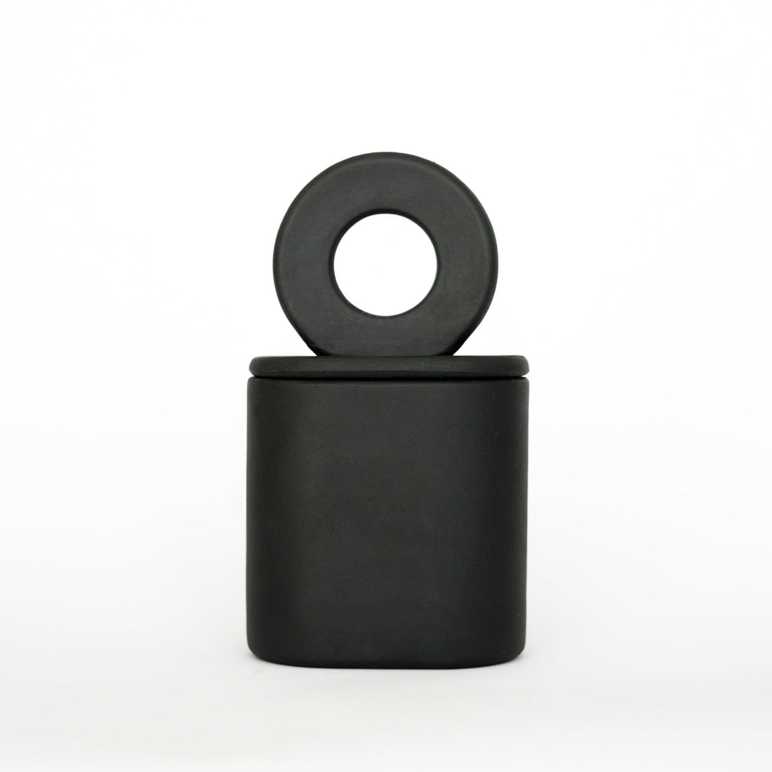 Eclipse Black – minimalistyczna świeca z czarnej porcelany