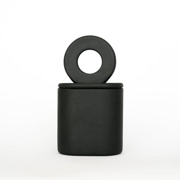Eclipse Black – minimalistyczna świeca z czarnej porcelany