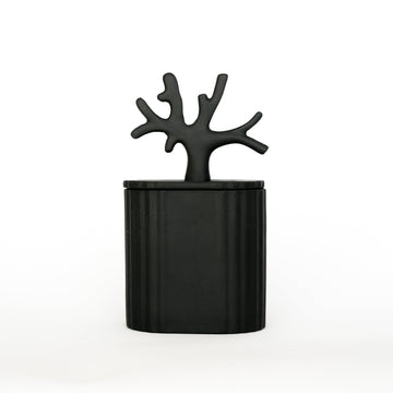 Ki Black – minimalistyczna świeca z czarnej porcelany