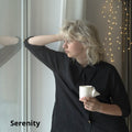 Porcelanowy kubek z rzeźbiarskim uchwytem Akebia / Serenity