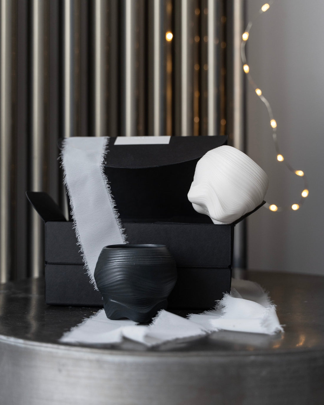 Canyon Black & White – zestaw porcelanowych czarek do kawy
