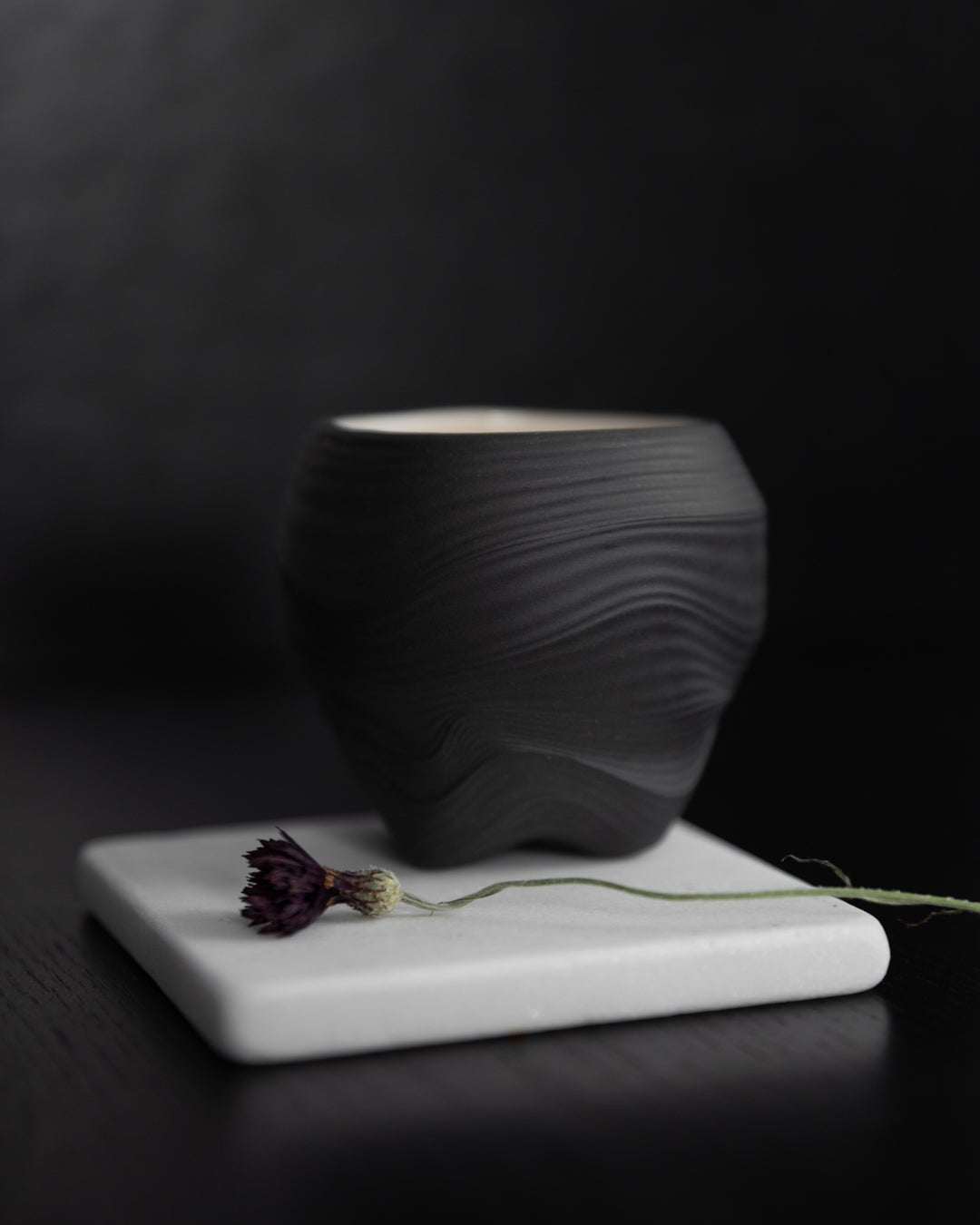 Canyon Black & White – zestaw porcelanowych czarek do kawy